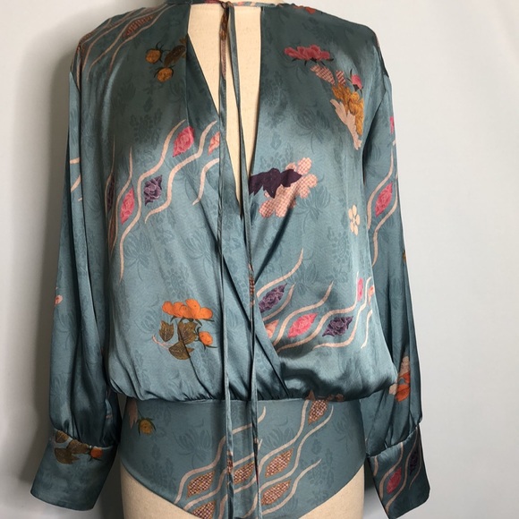 #134 Zara accessories long sleeved teal floral Faux Silk bodysuit Small - Picture 9 of 15